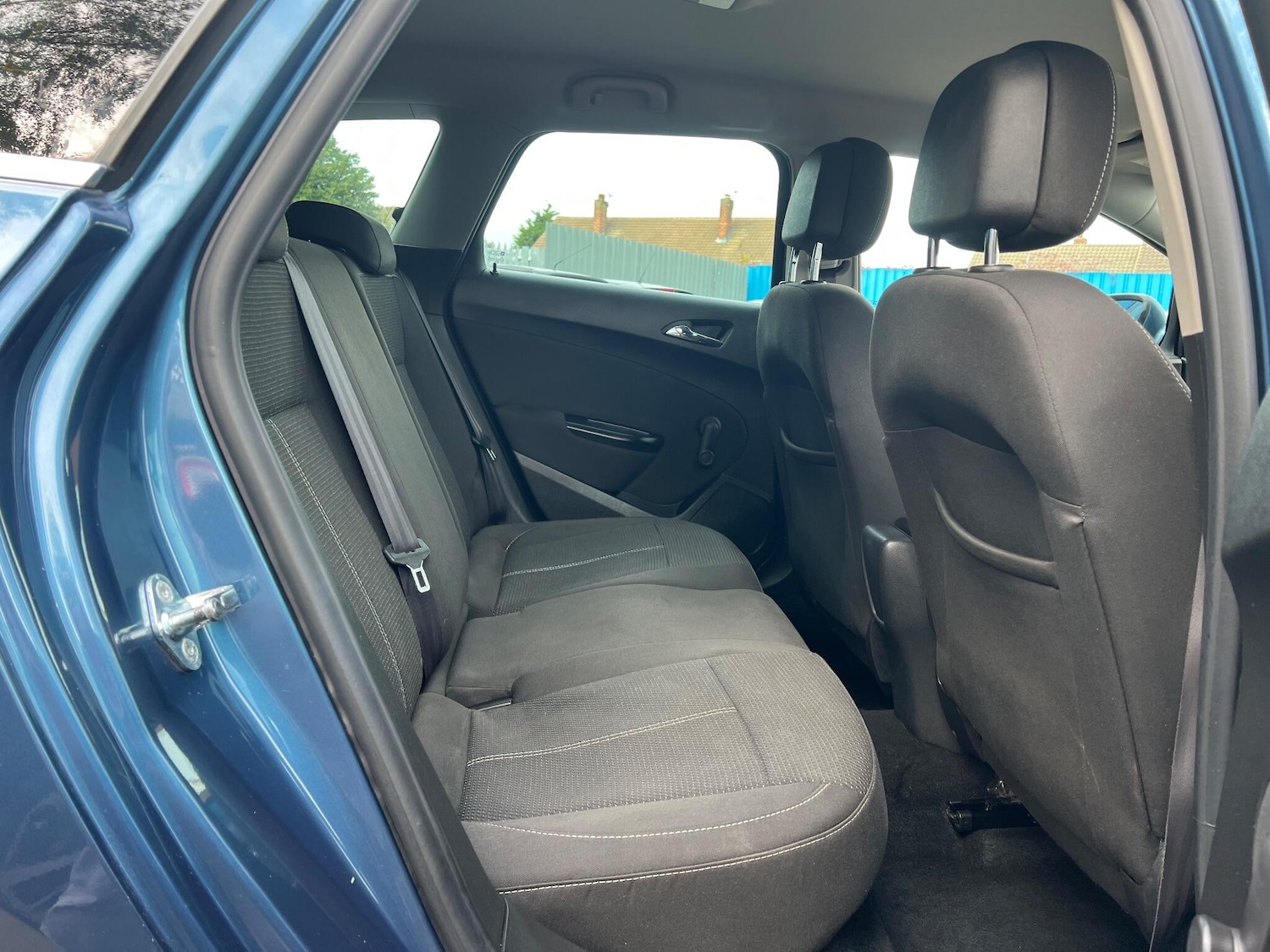 Used Vauxhall Astra for sale - 76992875: Photo 11