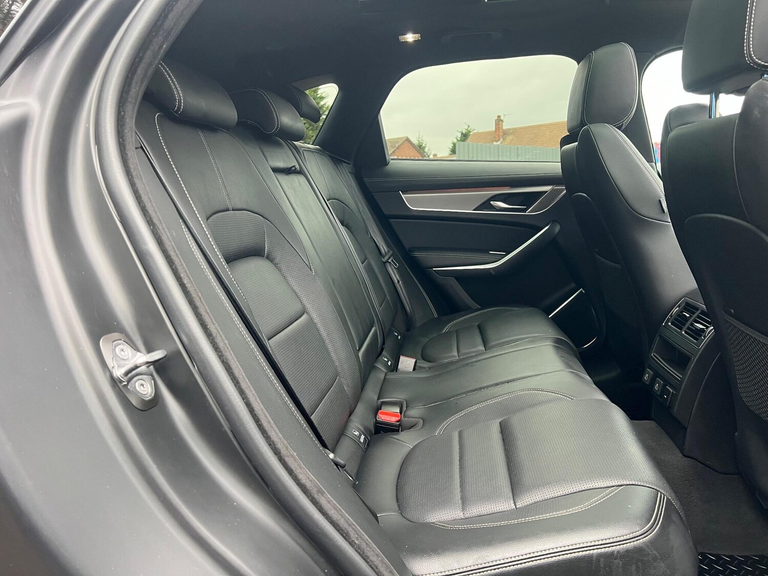 Used Jaguar F-Pace 2024 for sale - 76270050: Photo 18