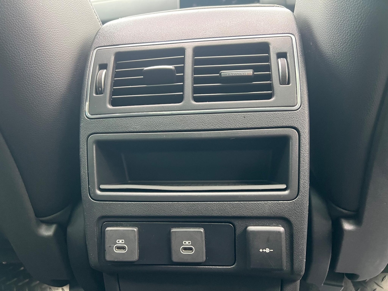 Used Jaguar F-Pace 2024 for sale - 76270050: Photo 27