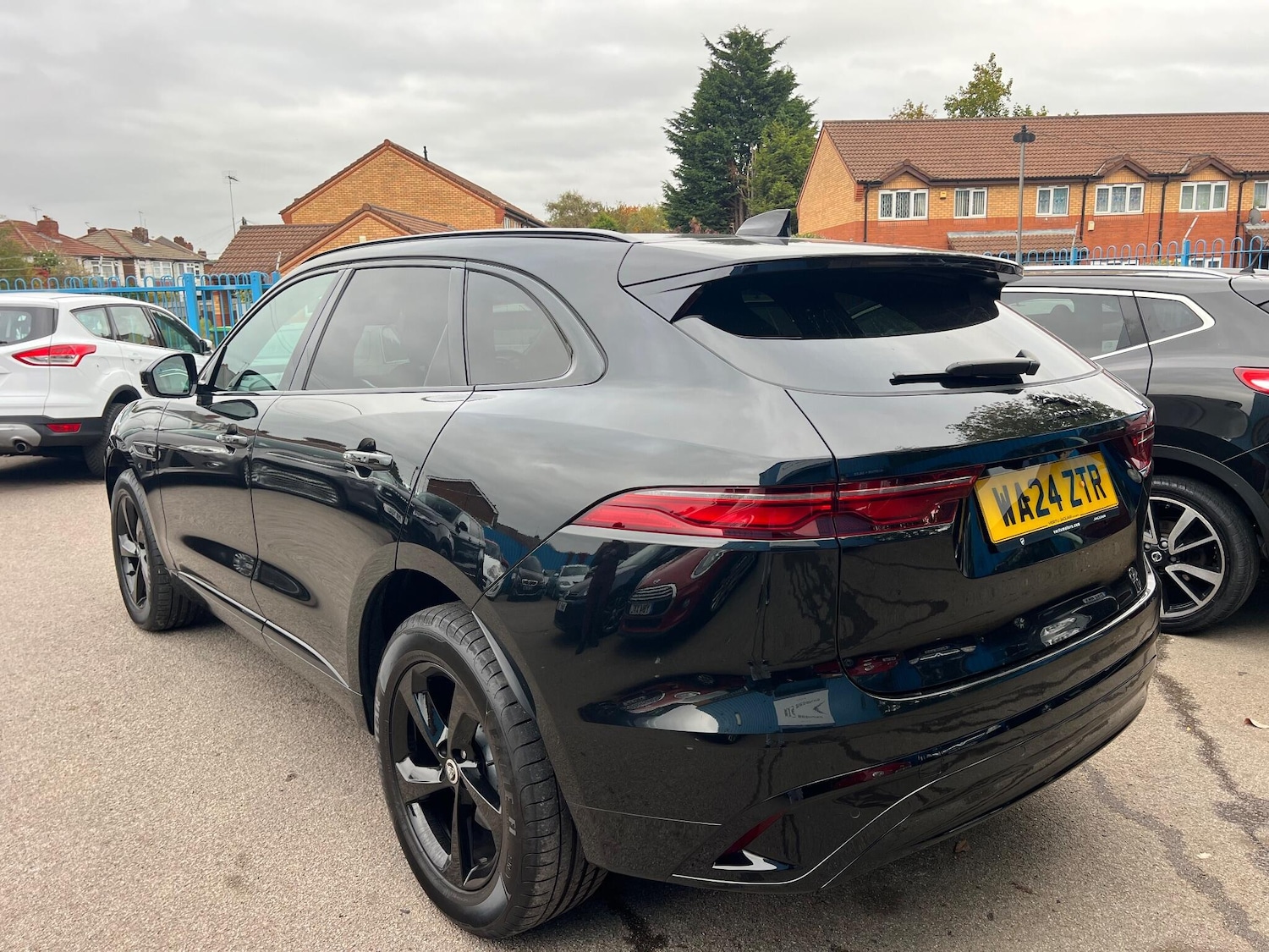 Used Jaguar F-Pace 2024 for sale - 76270050: Photo 6