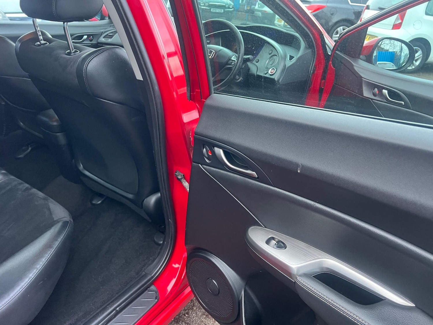 Used Honda Civic 2011 for sale - 77386251: Photo 18