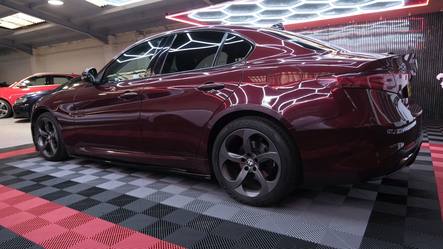 Used Alfa Romeo Giulia 2018 for sale - 77766459: Photo 3