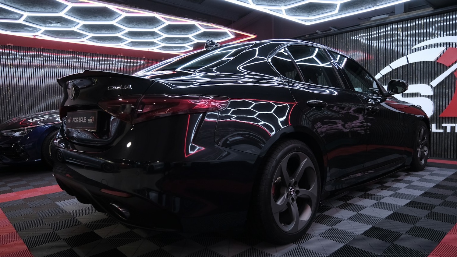 Used Alfa Romeo Giulia 2018 for sale - 77766378: Photo 11