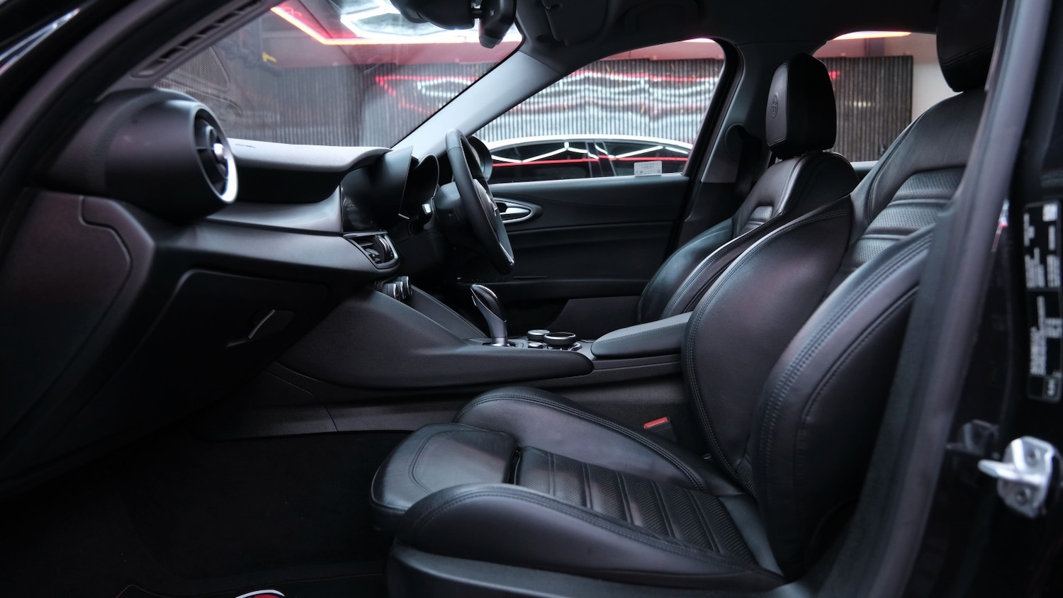 Used Alfa Romeo Giulia 2018 for sale - 77766378: Photo 46