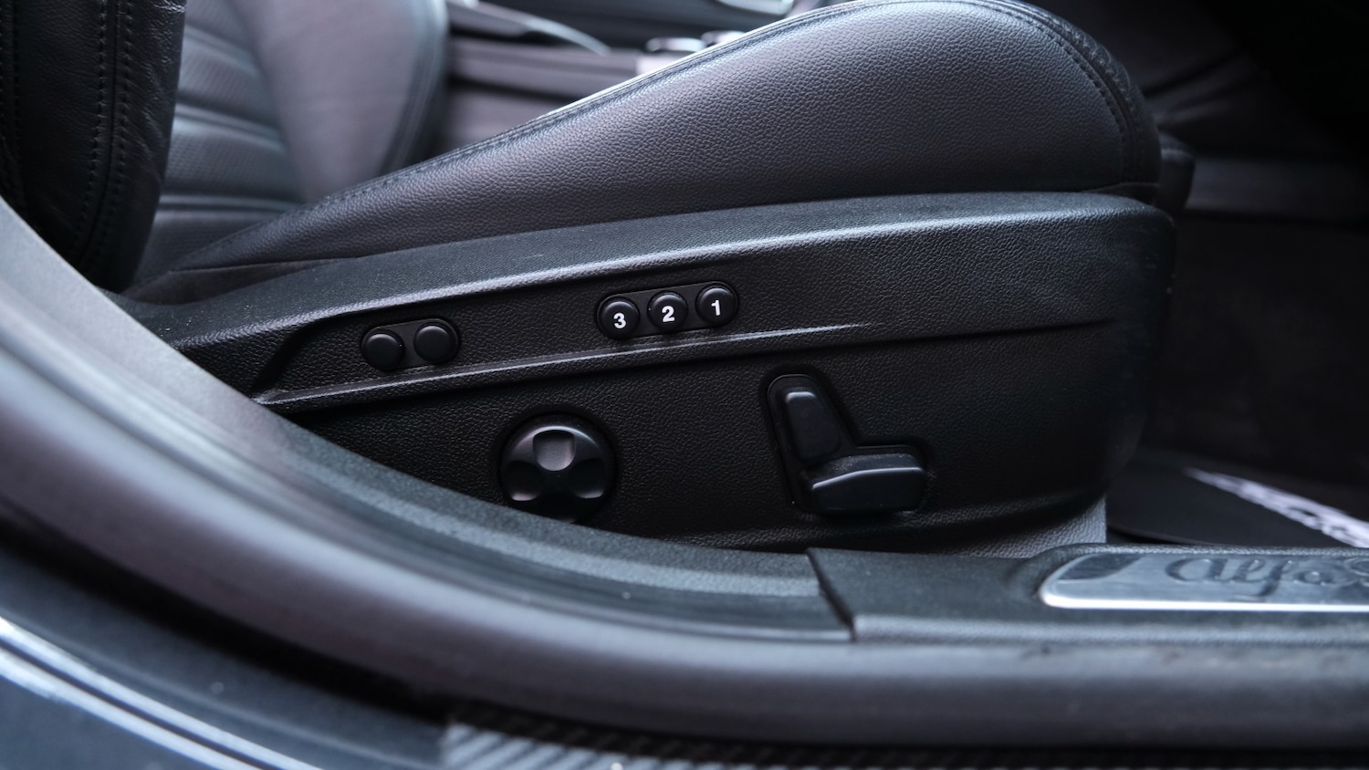 Used Alfa Romeo Giulia 2018 for sale - 77766378: Photo 52