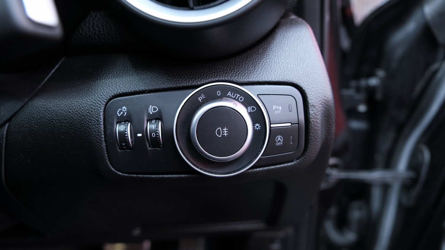 Used Alfa Romeo Giulia 2018 for sale - 77766378: Photo 60