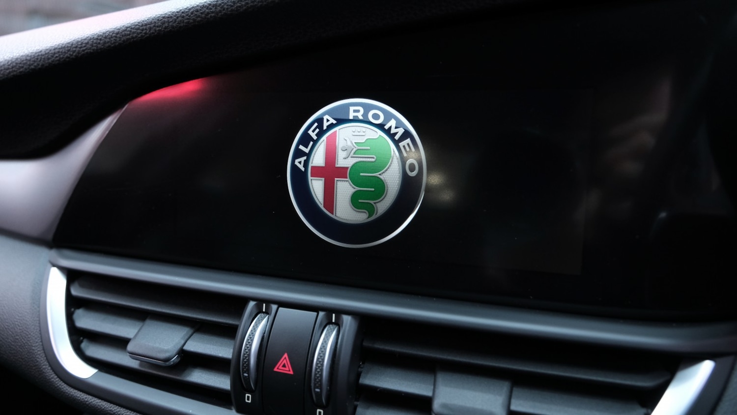 Used Alfa Romeo Giulia 2018 for sale - 77766378: Photo 72