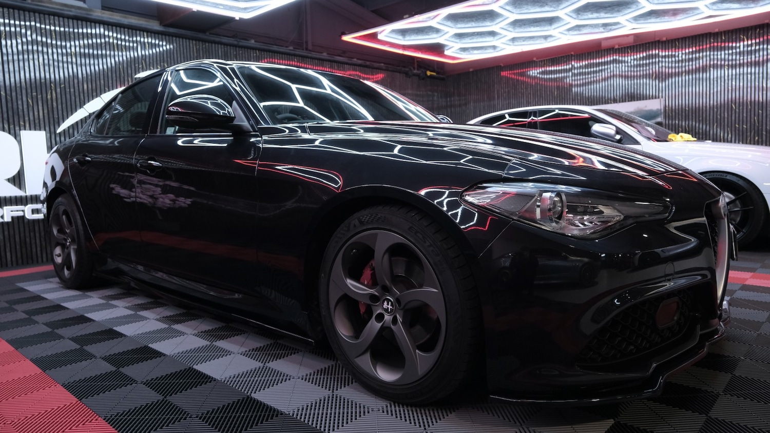 Used Alfa Romeo Giulia 2018 for sale - 77766378: Photo 8