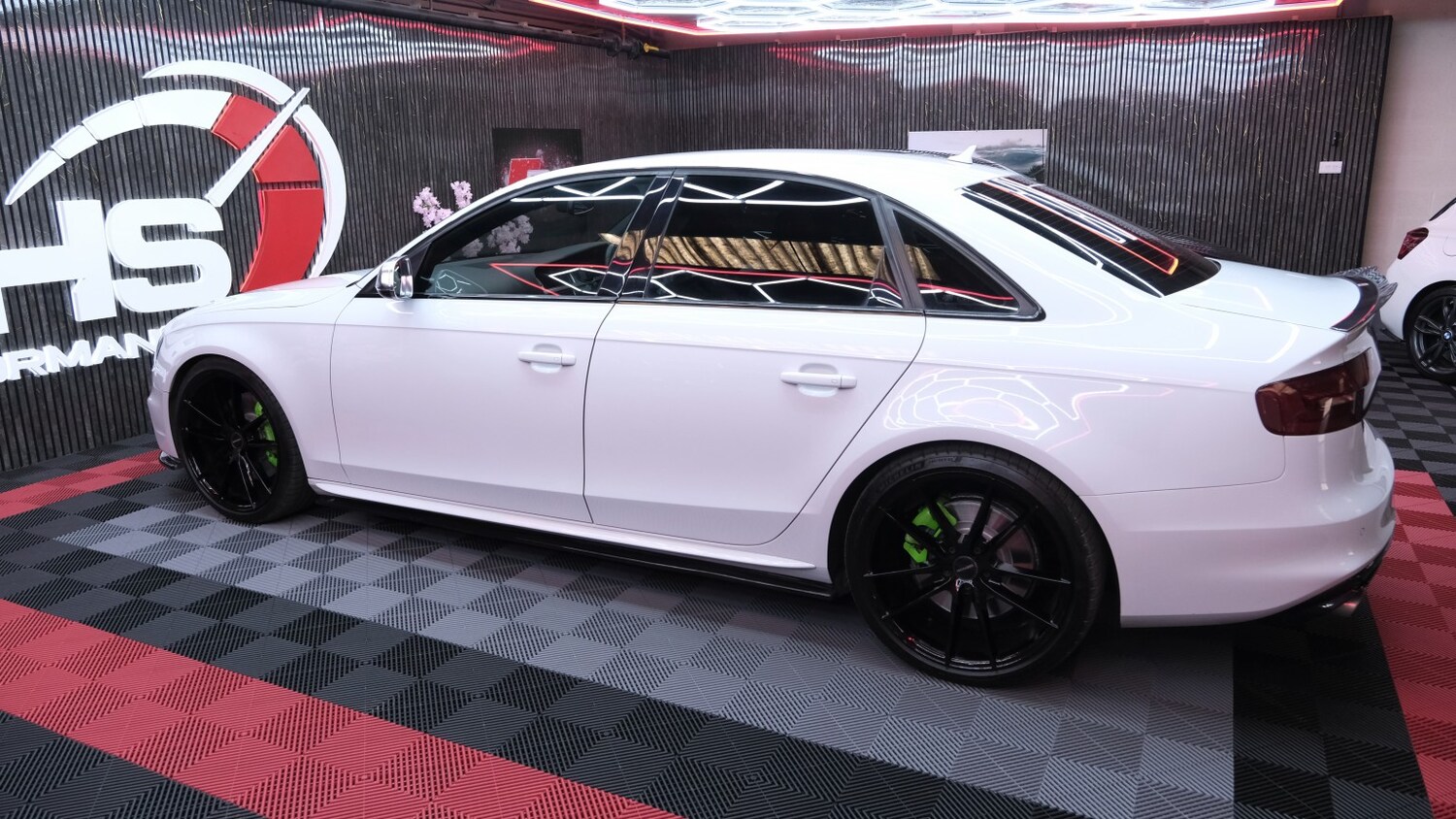 Used Audi A4 2014 for sale - 77766441: Photo 15