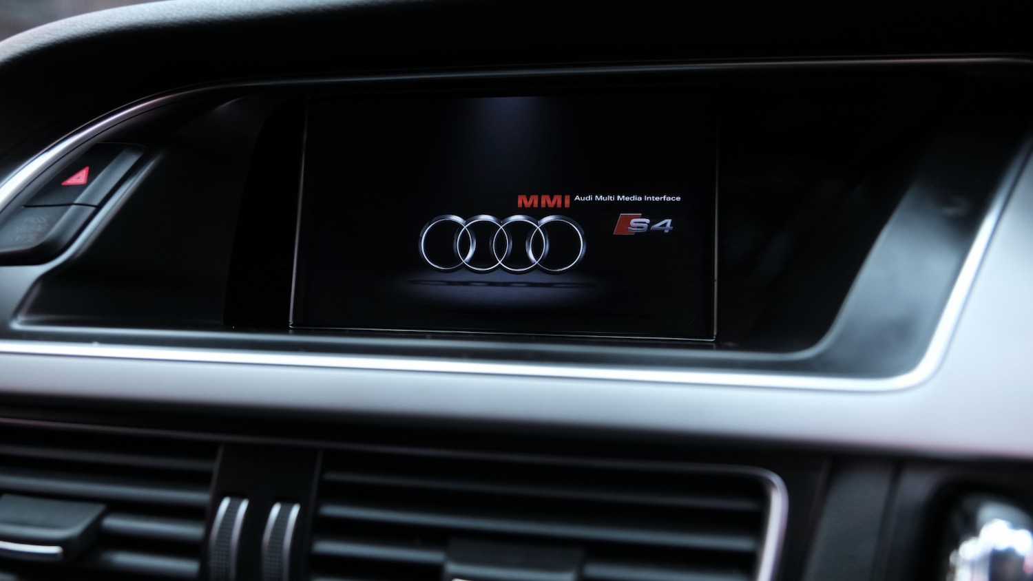 Used Audi A4 2014 for sale - 77766441: Photo 69