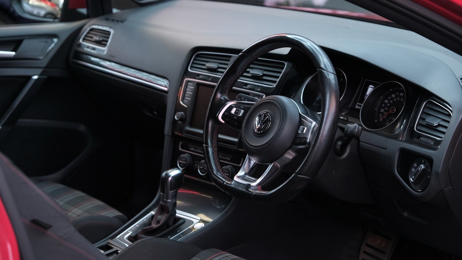 Used Volkswagen Golf 2014 for sale - 77754970: Photo 39