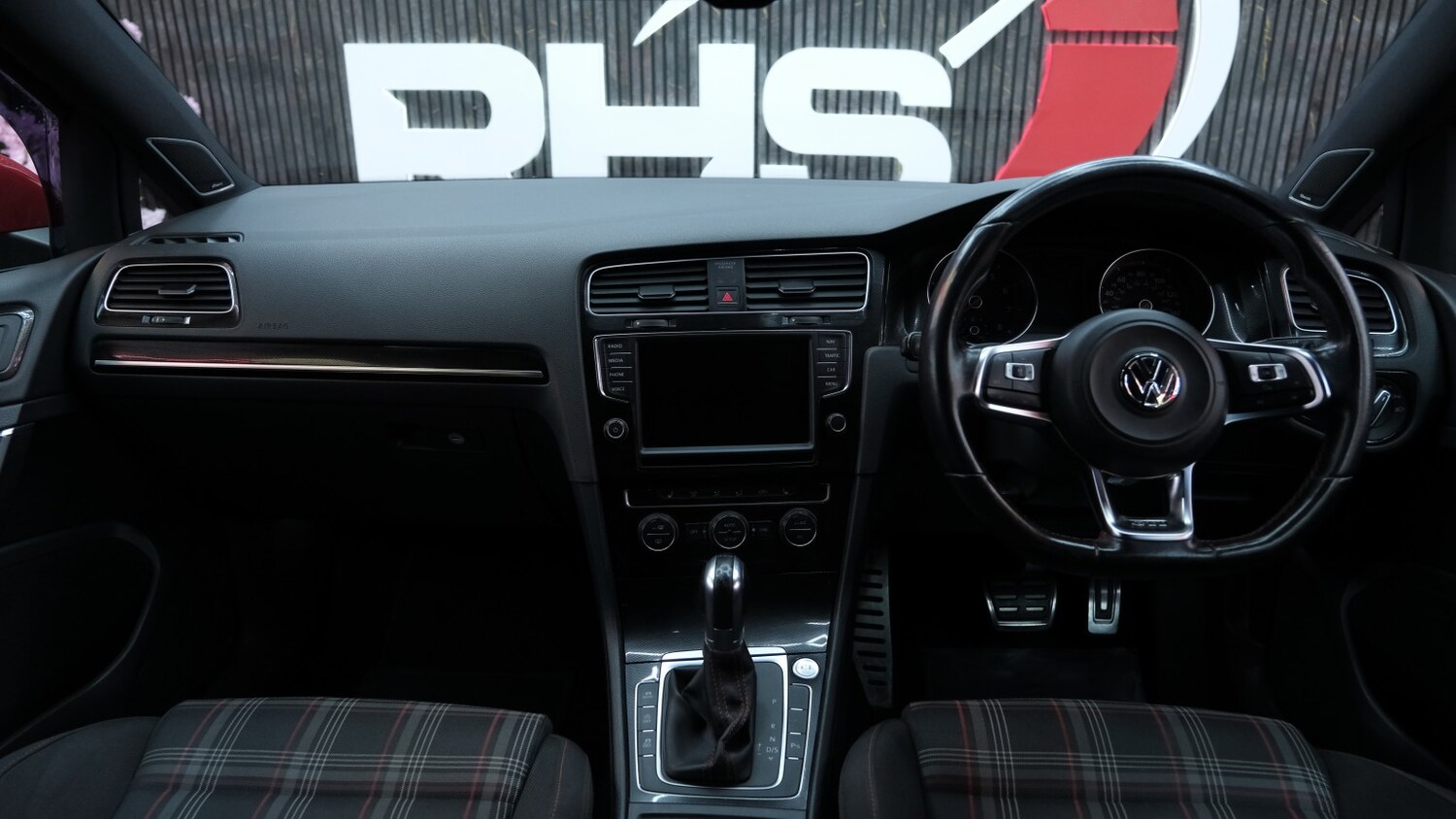 Used Volkswagen Golf 2014 for sale - 77754970: Photo 40