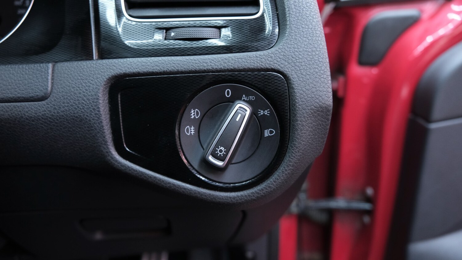 Used Volkswagen Golf 2014 for sale - 77754970: Photo 51