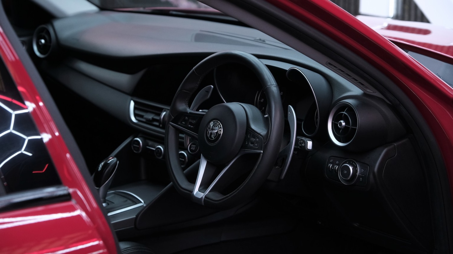 Used Alfa Romeo Giulia 2018 for sale - 77766364: Photo 45