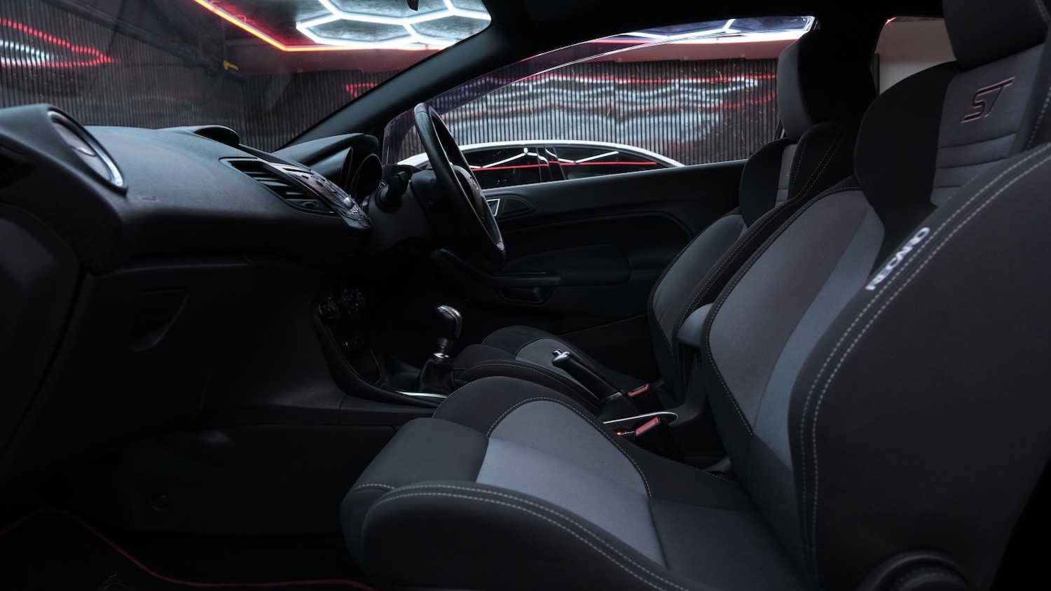 Used Ford Fiesta 2015 for sale - 77766484: Photo 48