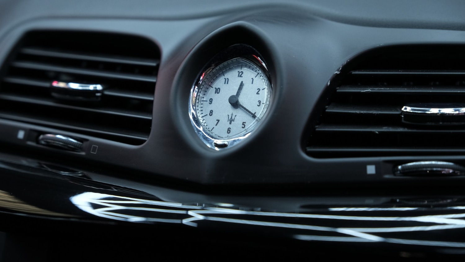 Used Maserati Granturismo 2011 for sale - 77766404: Photo 58