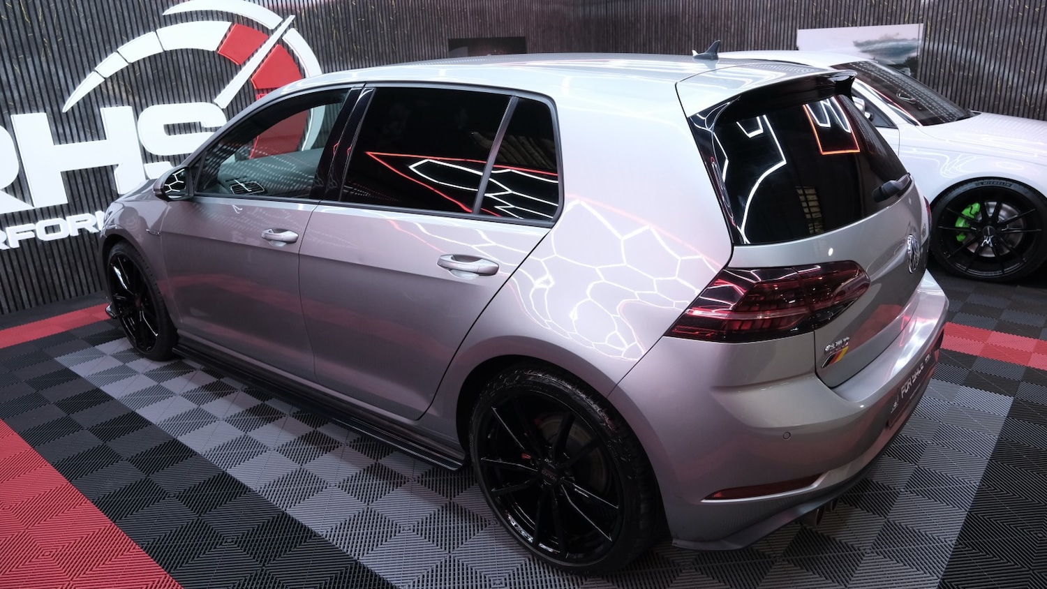 Used Volkswagen Golf 2018 for sale - 77766497: Photo 16