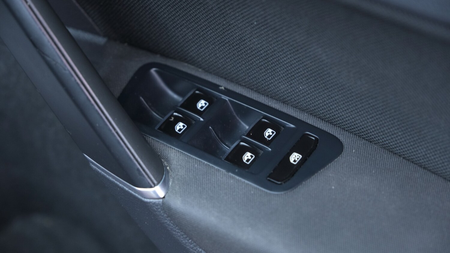 Used Volkswagen Golf 2018 for sale - 77766497: Photo 46