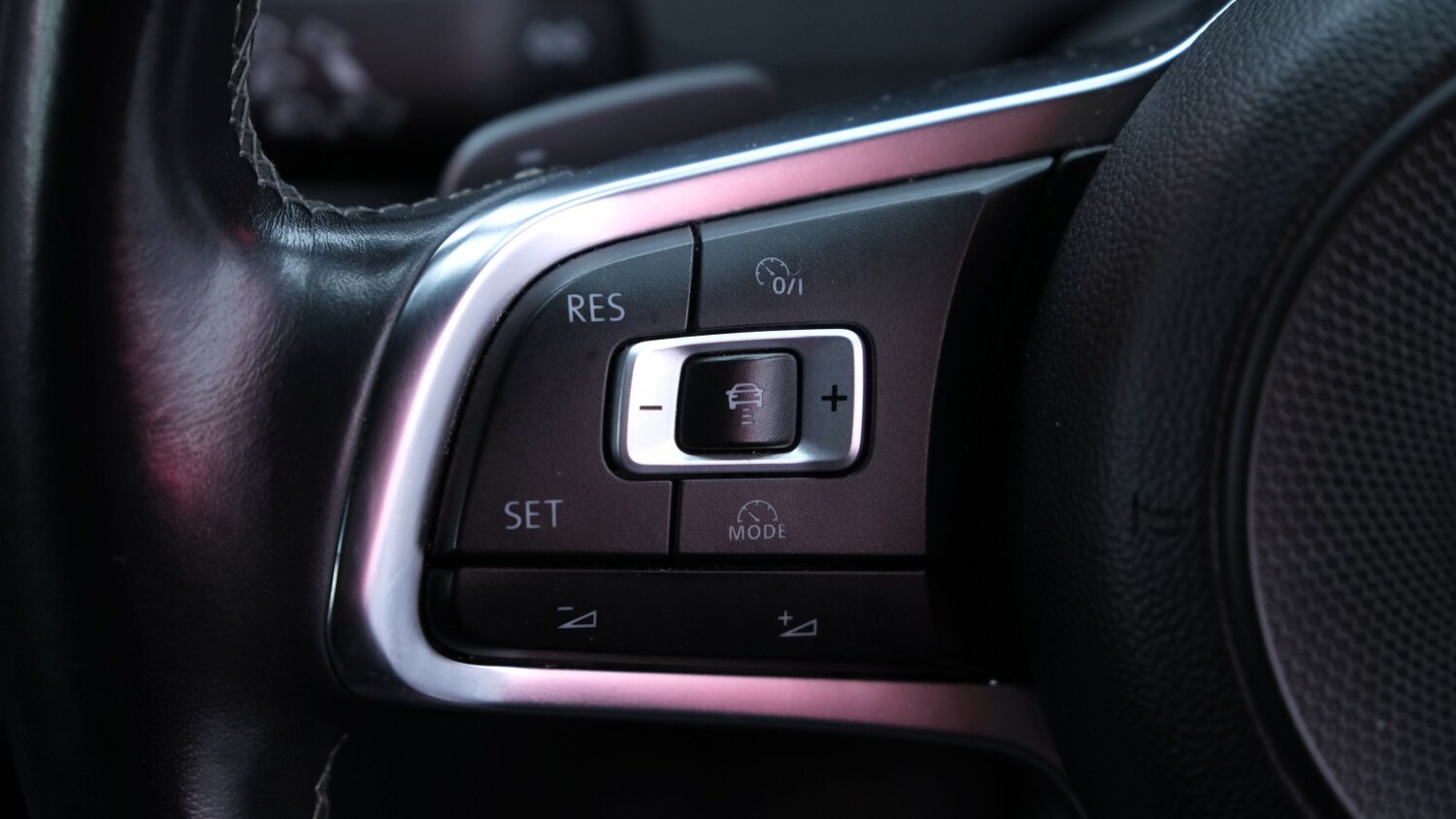 Used Volkswagen Golf 2018 for sale - 77766497: Photo 48