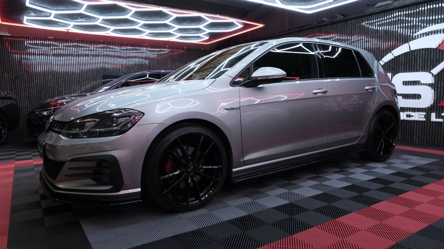 Used Volkswagen Golf 2018 for sale - 77766497: Photo 6