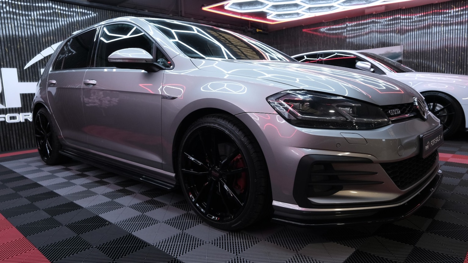 Used Volkswagen Golf 2018 for sale - 77766497: Photo 8