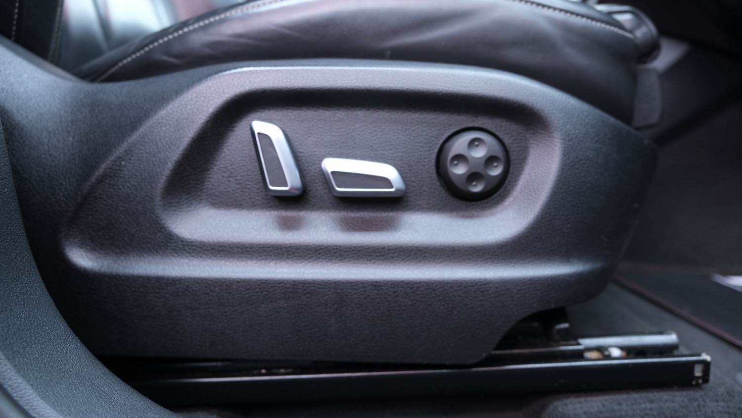 Used Audi Q5 2015 for sale - 77766413: Photo 45