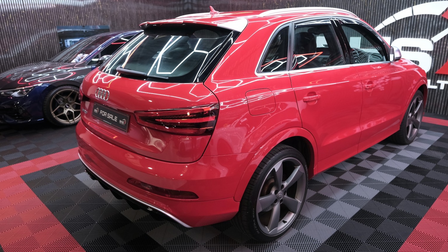 Used Audi RS Q3 2014 for sale - 77766539: Photo 10