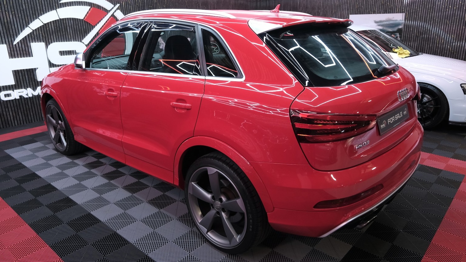 Used Audi RS Q3 2014 for sale - 77766539: Photo 14