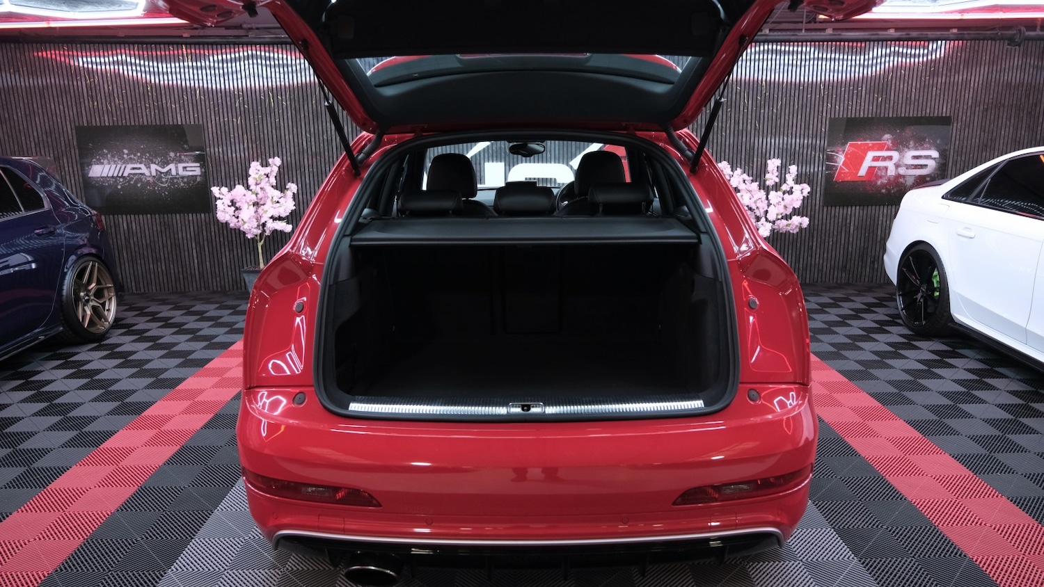 Used Audi RS Q3 2014 for sale - 77766539: Photo 15