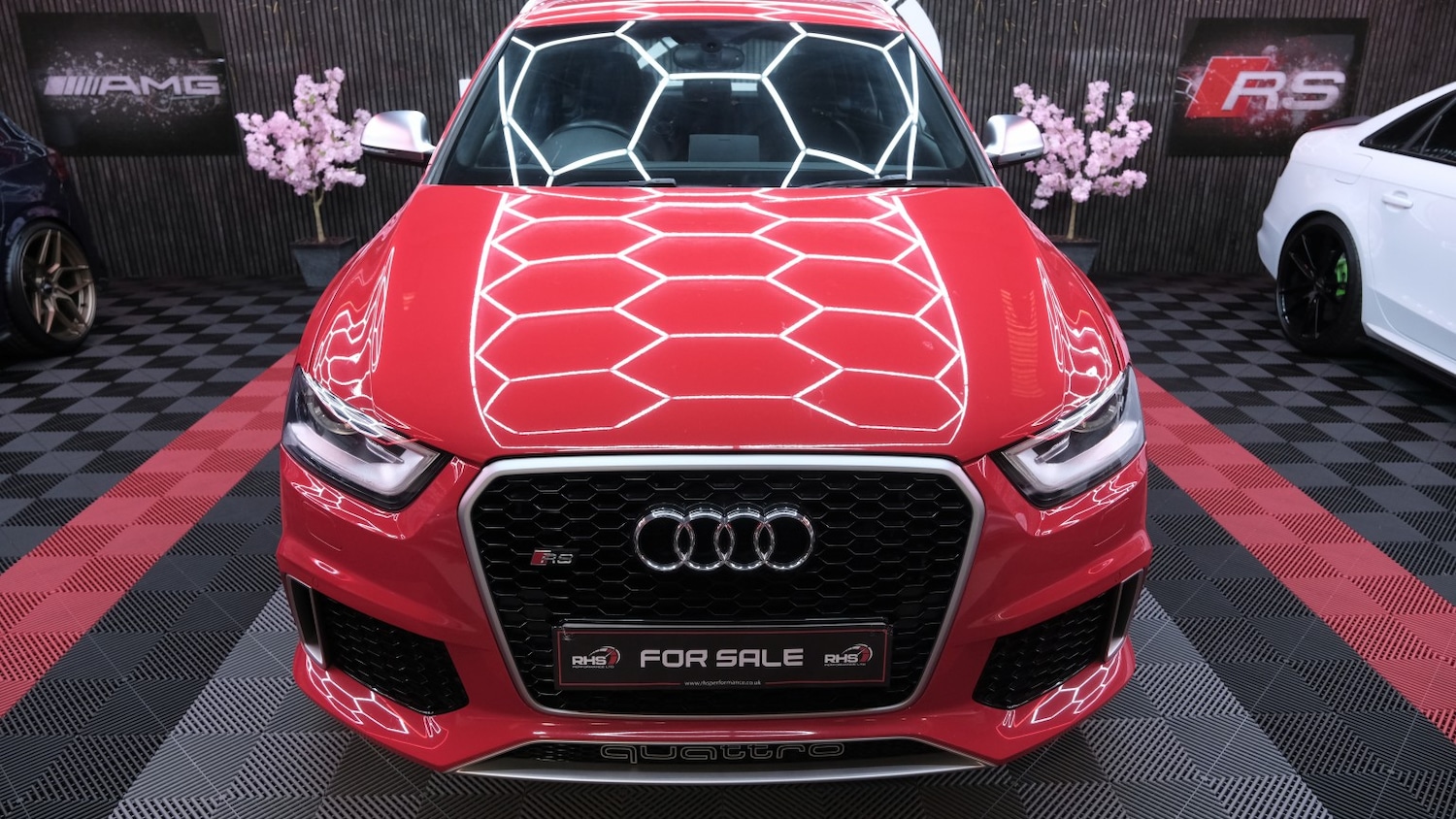 Used Audi RS Q3 2014 for sale - 77766539: Photo 2