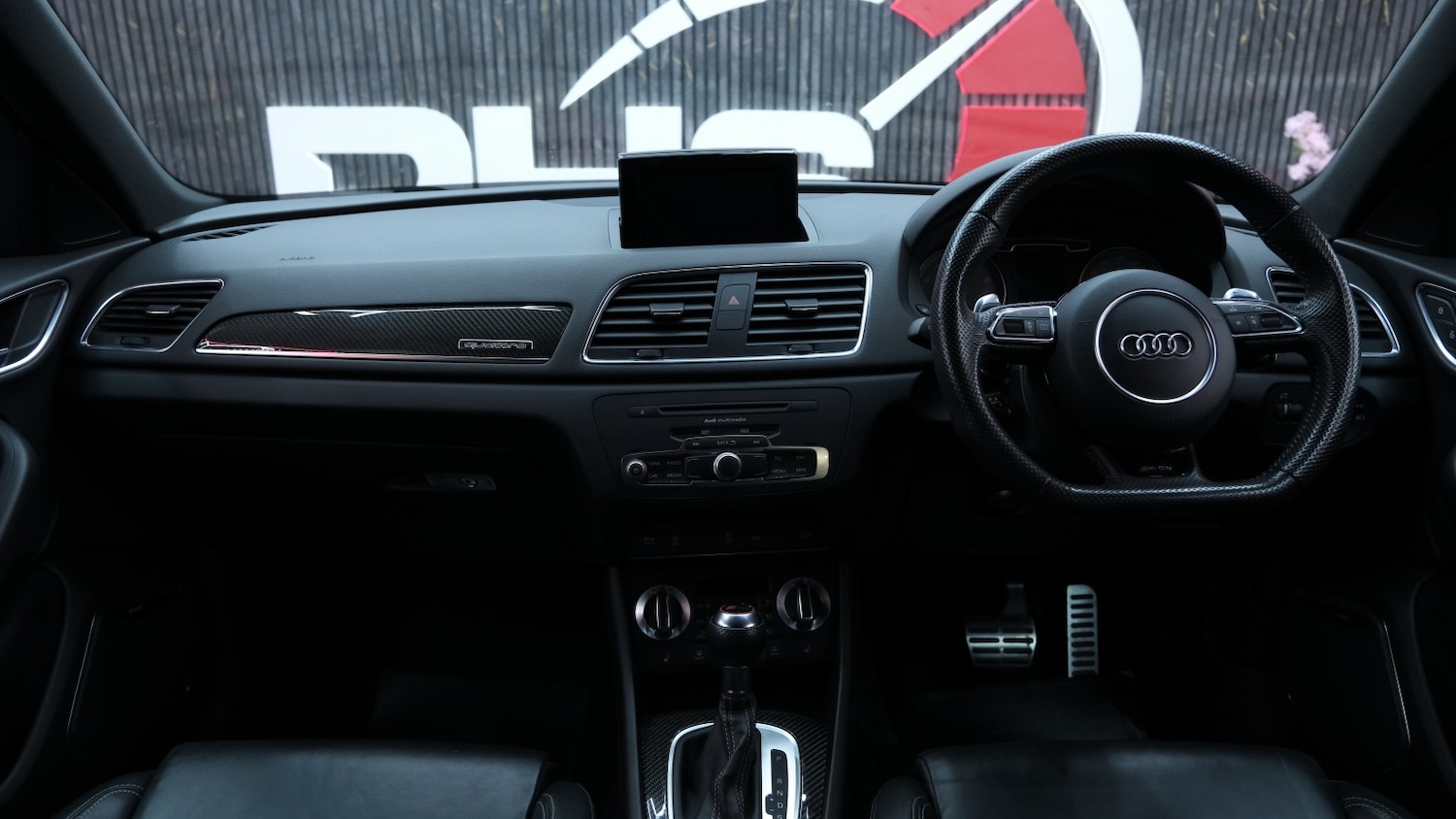 Used Audi RS Q3 2014 for sale - 77766539: Photo 40