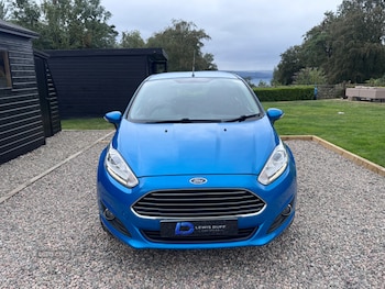 Used Ford Fiesta 2015 for sale - 79497780: Photo