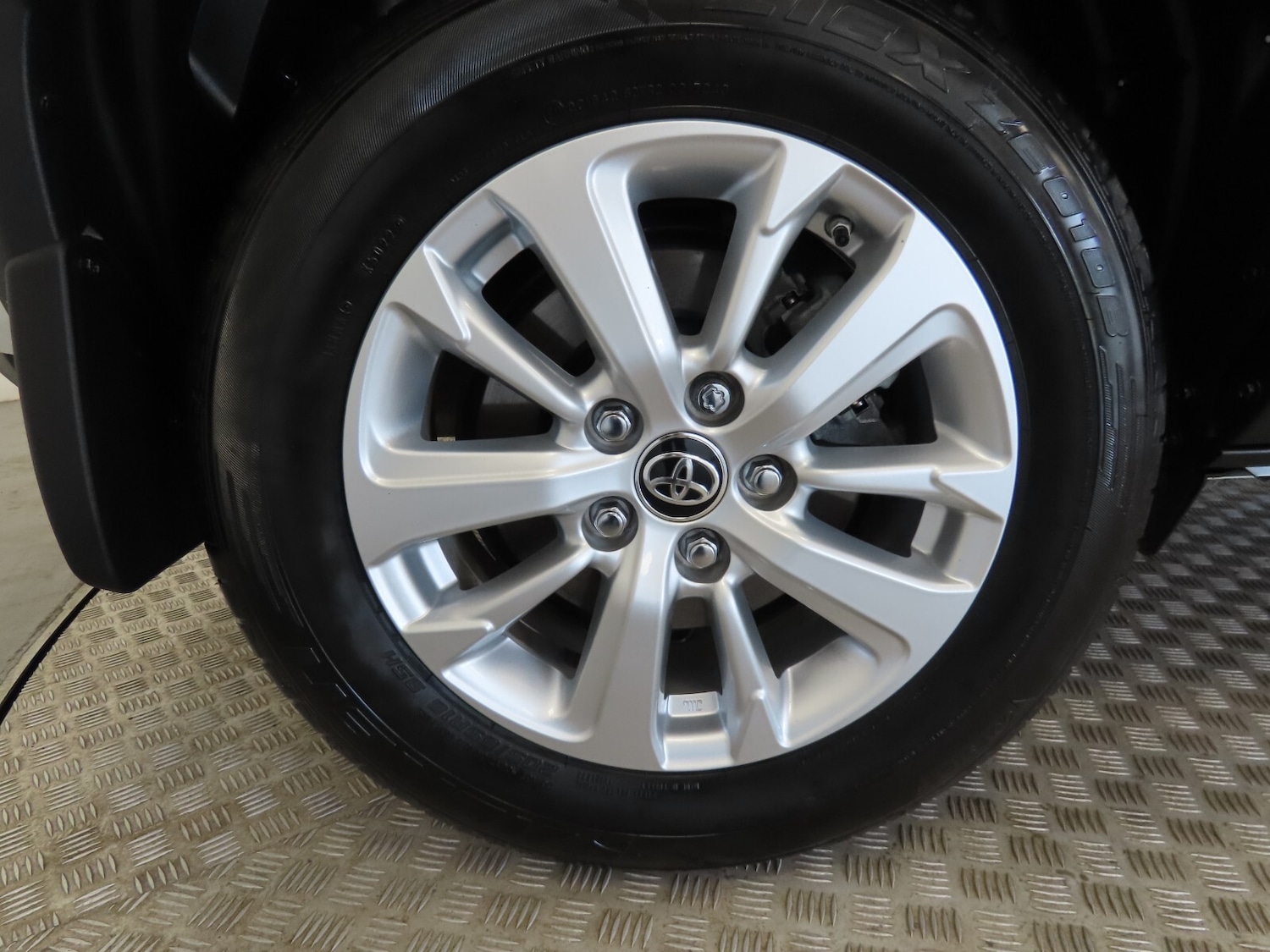 Used Toyota Yaris Cross 2023 for sale - 76276609: Photo 11