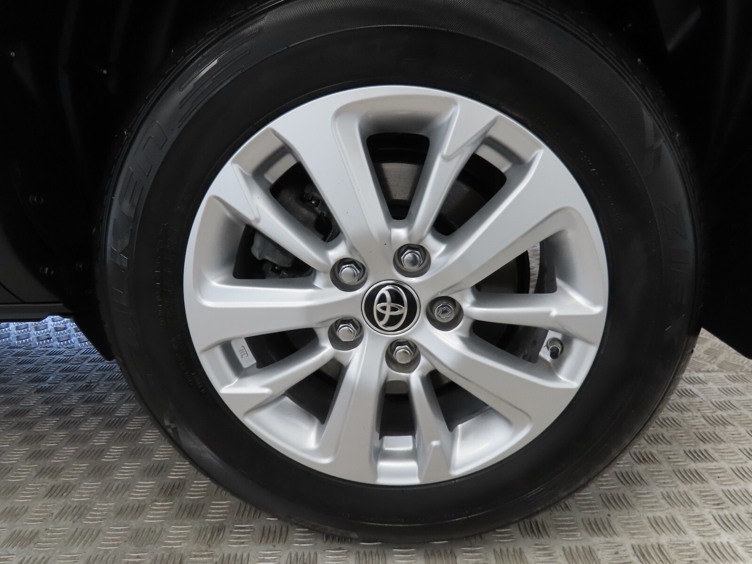 Used Toyota Yaris Cross 2023 for sale - 76276609: Photo 12