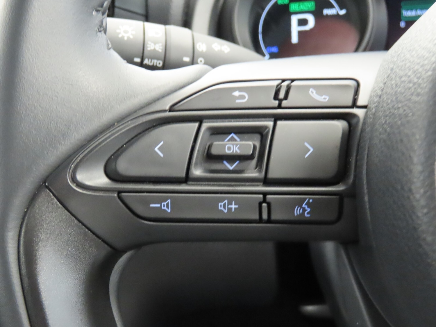 Used Toyota Yaris Cross 2023 for sale - 76276609: Photo 20