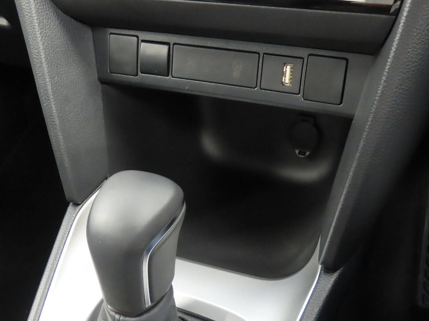 Used Toyota Yaris Cross 2023 for sale - 76276609: Photo 24