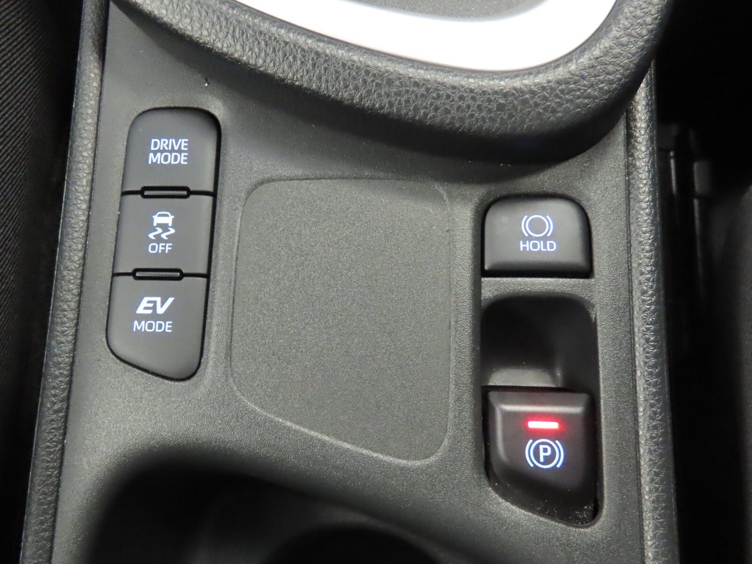 Used Toyota Yaris Cross 2023 for sale - 76276609: Photo 26