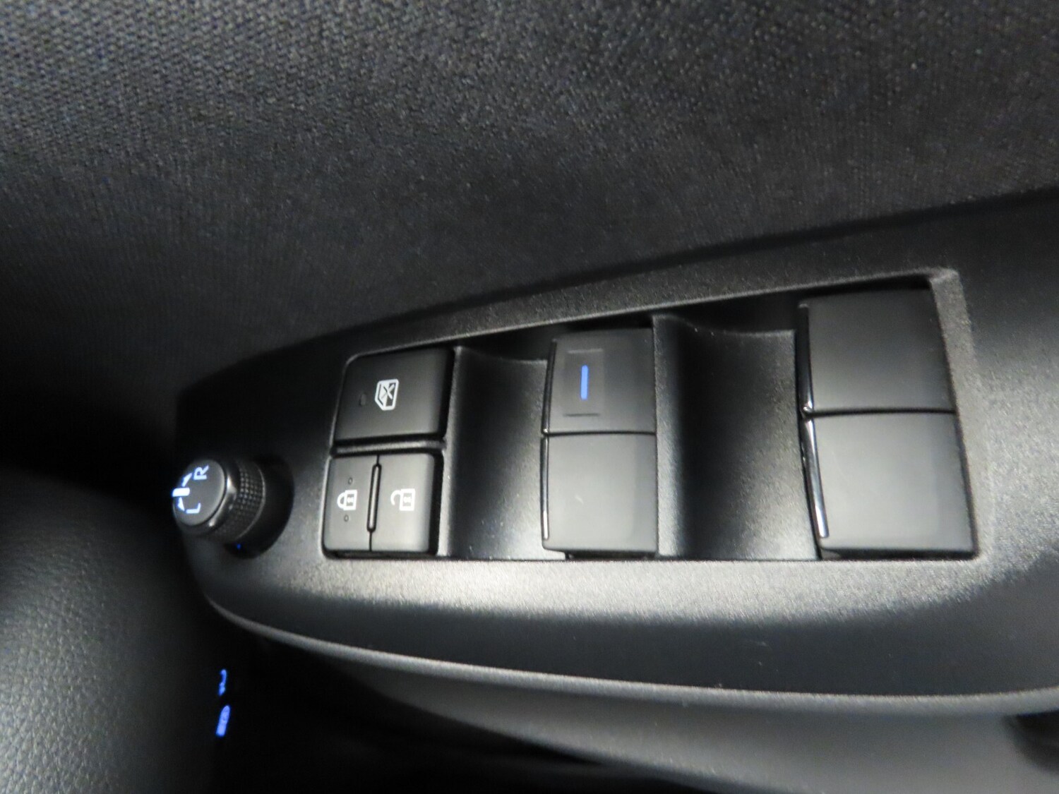 Used Toyota Yaris Cross 2023 for sale - 76276609: Photo 28