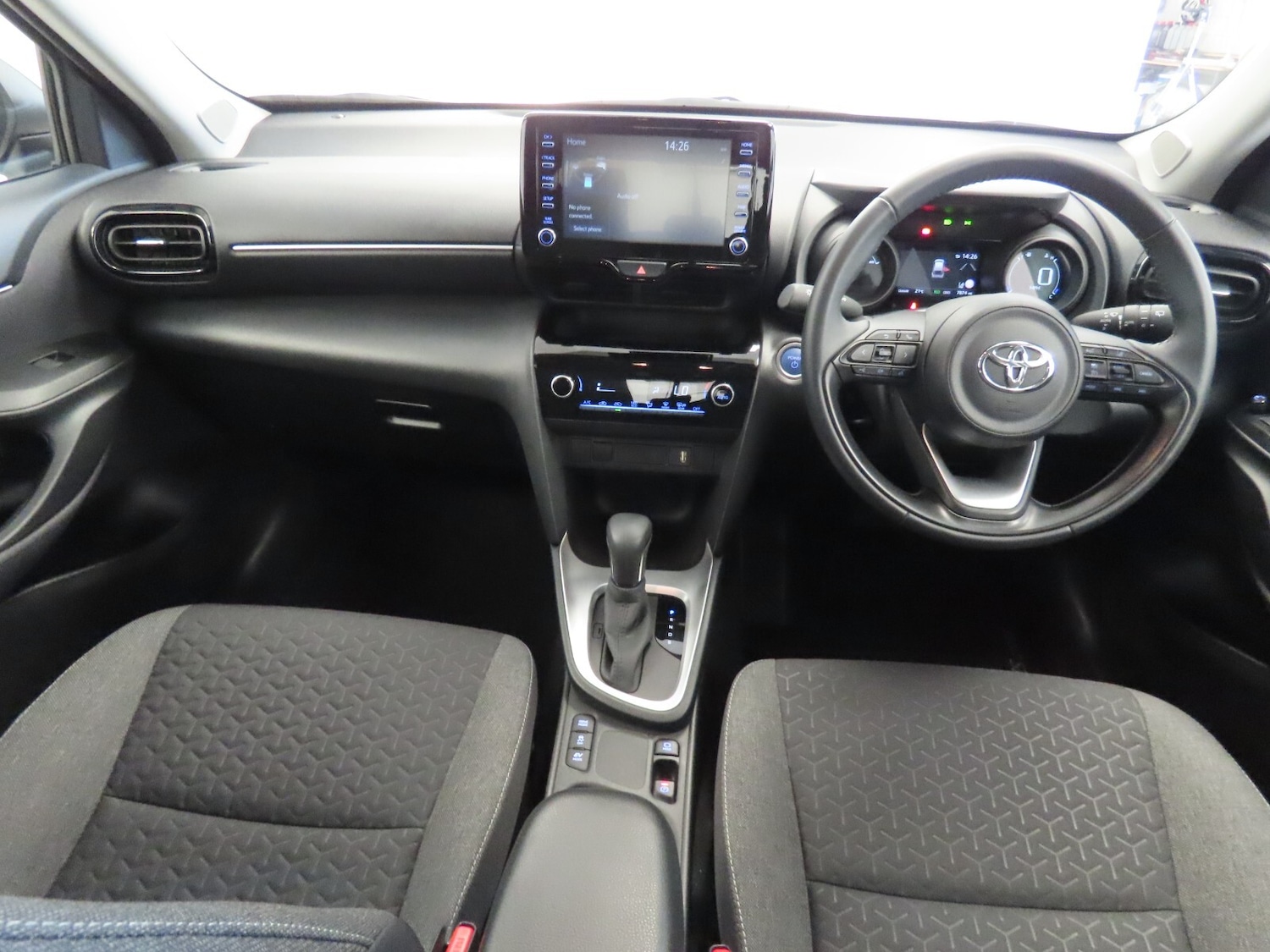 Used Toyota Yaris Cross 2023 for sale - 76276609: Photo 29
