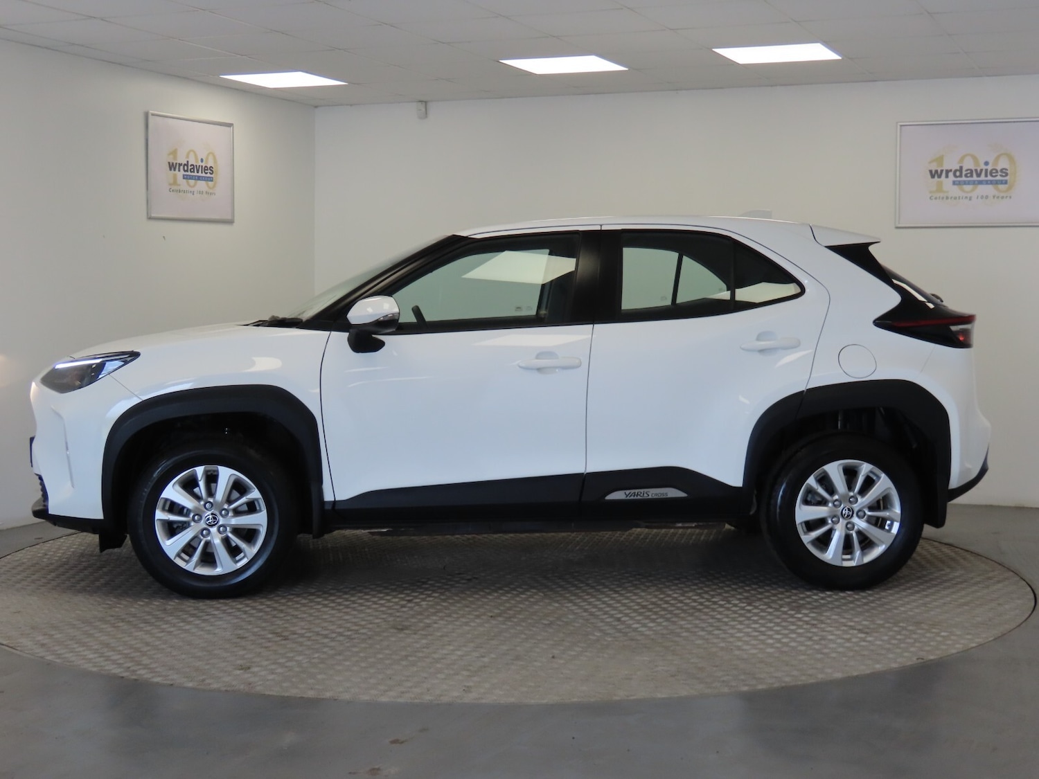 Used Toyota Yaris Cross 2023 for sale - 76276609: Photo 4