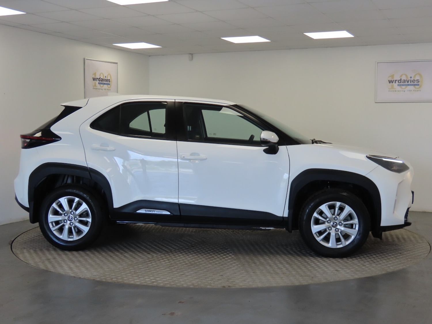 Used Toyota Yaris Cross 2023 for sale - 76276609: Photo 8