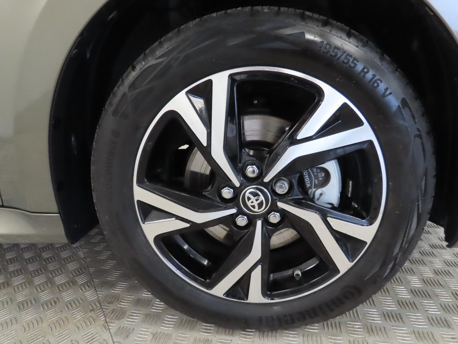 Used Toyota Yaris 2025 for sale - 76276176: Photo 10