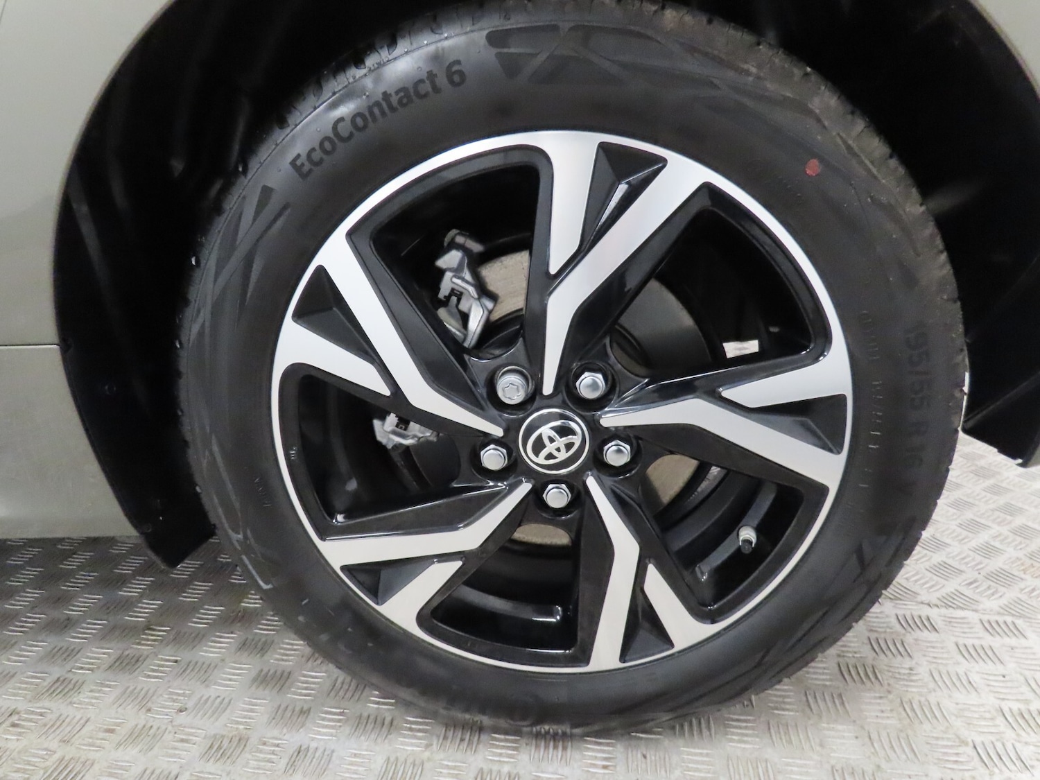 Used Toyota Yaris 2025 for sale - 76276176: Photo 12