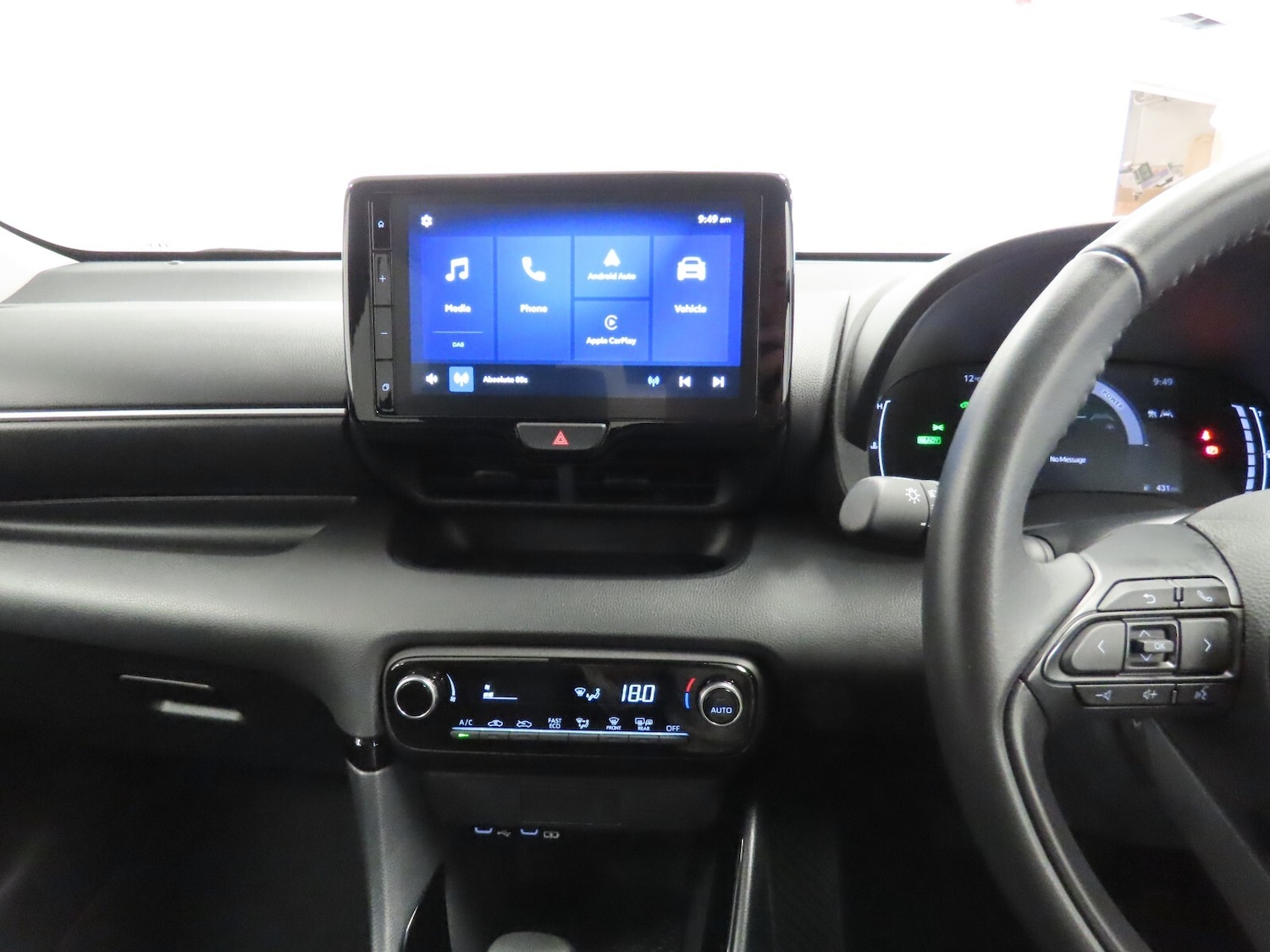 Used Toyota Yaris 2025 for sale - 76276176: Photo 23