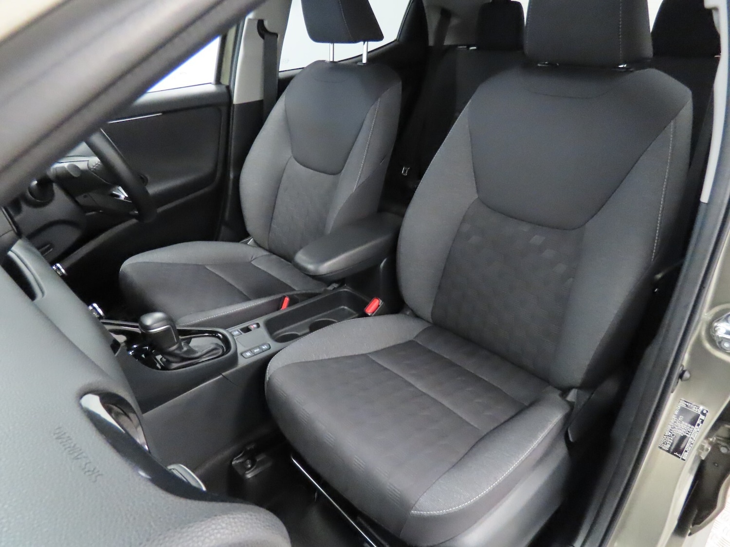 Used Toyota Yaris 2025 for sale - 76276176: Photo 38