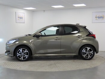 Used Toyota Yaris 2025 for sale - 76276176: Photo