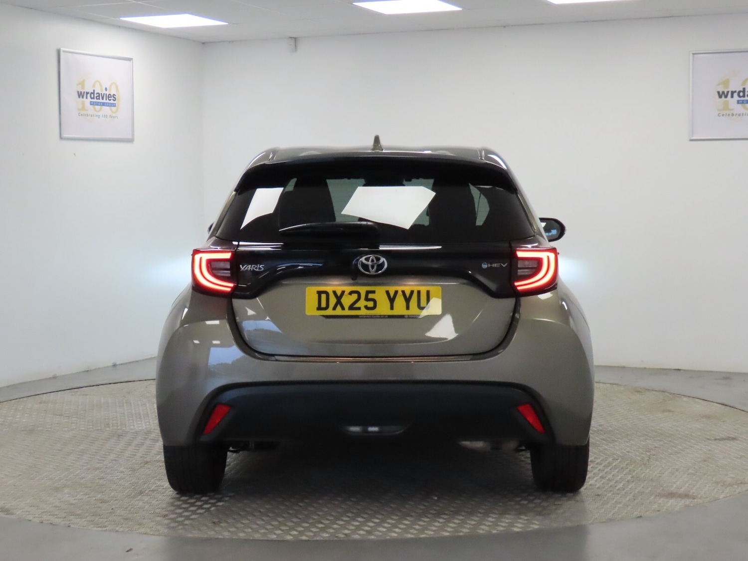 Used Toyota Yaris 2025 for sale - 76276176: Photo 6