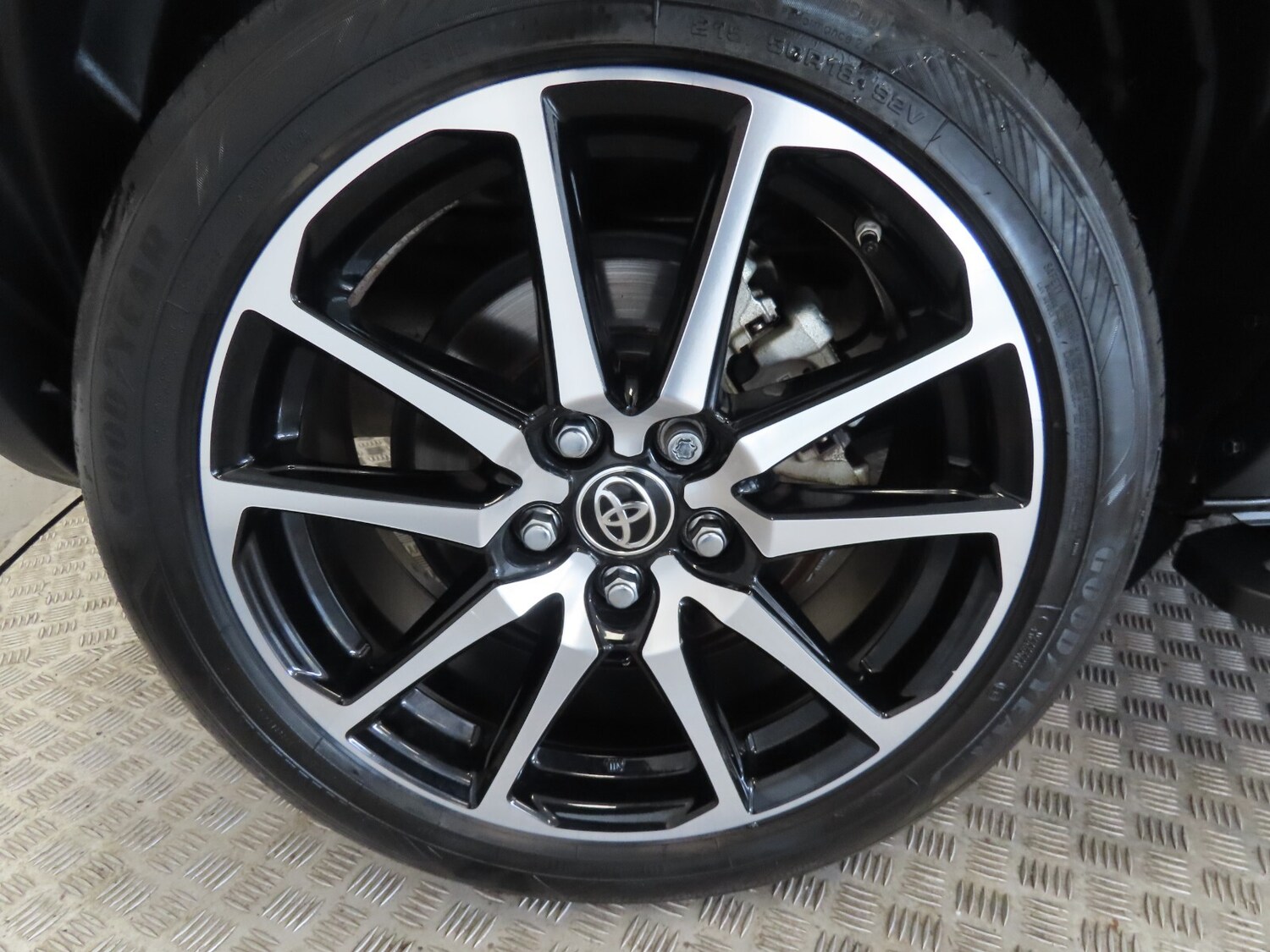 Used Toyota Yaris Cross 2023 for sale - 76276659: Photo 11