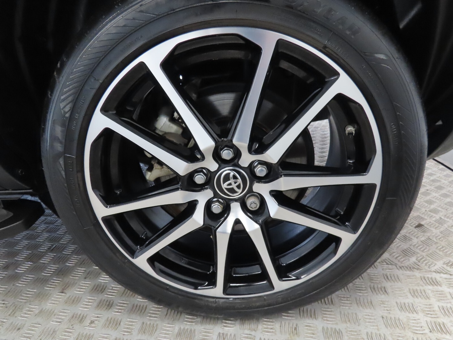 Used Toyota Yaris Cross 2023 for sale - 76276659: Photo 12