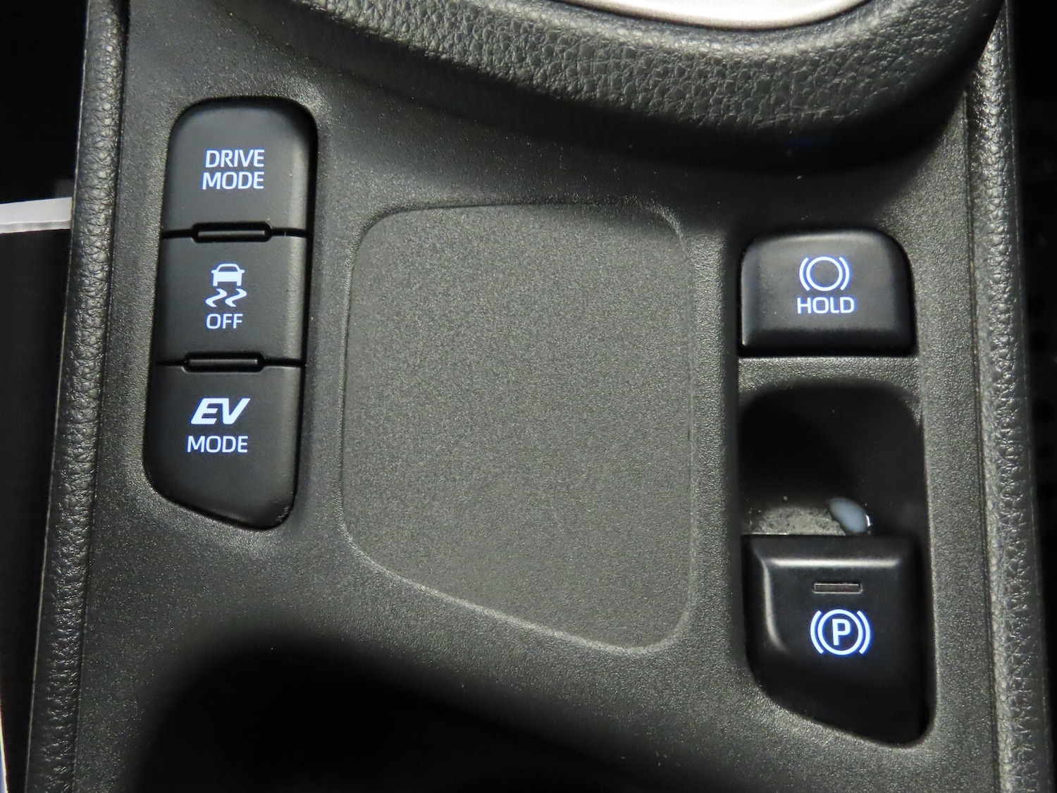 Used Toyota Yaris Cross 2023 for sale - 76276659: Photo 27